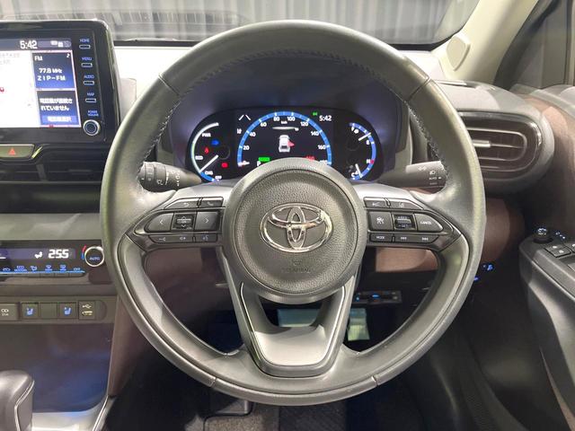 ヤリスクロス ハイブリッドZ 禁煙車 純正ナビ 衝突軽減 バックカメラ Bluetooth ETC フルセグ ドライブレコーダー レーダークルーズコントロール クリアランスソナー 前席シートヒーター LEDヘッド(10枚目)