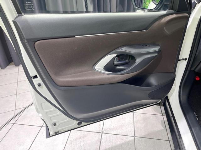 ヤリスクロス ハイブリッドZ 禁煙車 純正ナビ 衝突軽減 バックカメラ Bluetooth ETC フルセグ ドライブレコーダー レーダークルーズコントロール クリアランスソナー 前席シートヒーター LEDヘッド(32枚目)