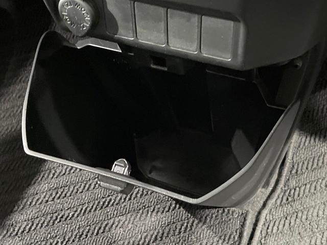 ルーミー カスタムＧ　Ｓ　純正ナビ　衝突軽減　エアロ　バックカメラ　両側電動ドア　ＥＴＣ　ＬＥＤヘッド＆フォグ　クルーズコントロール　ステアリングスイッチ　オートライト　純正１４インチＡＷ　アイドリングストップ　オートエアコン（46枚目）