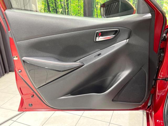 デミオ XDツーリング ディーゼル ターボ 禁煙車 純正ナビ 衝突軽減 ETC Bluetooh バックカメラ ドライブレコーダー フルセグTV スマートキー LEDヘッド クリアランスソナー クルーズコントロール(32枚目)