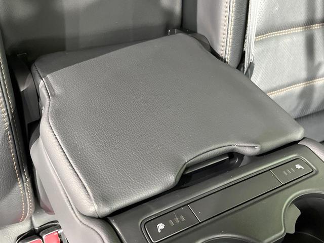 CX-5 25S Lパッケージ 純正ナビ BOSEサウンド フルセグ バック&サイドカメラ 黒革シート Bluetooth ETC レーダークルーズ レーンキープアシスト LEDヘッド&フォグ 純正19インチAW 全席シートヒーター(64枚目)