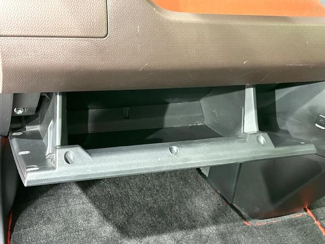 ルーミー Ｘ　Ｓ　禁煙車　純正ナビ　バックカメラ　電動スライドドア　コーナーセンサー　スマートアシスト　ＥＴＣ　Ｂｌｕｅｔｏｏｔｈ　横滑り防止　オートマチックハイビーム　プッシュスタート　ステアリングスイッチ（48枚目）