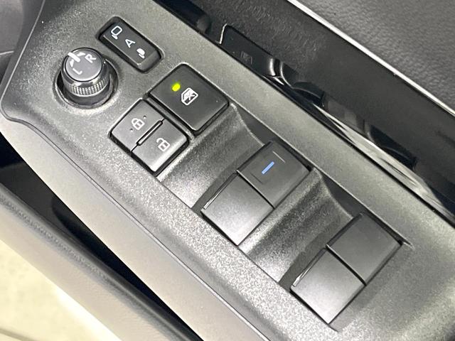 アクア Ｚ　モデリスタエアロ　純正１０．５型ディスプレイオーディオ　全周囲カメラ　オプション１６ＡＷ　ブラインドスポットモニター　Ｂｌｕｅｔｏｏｔｈ　ＥＴＣ　ＬＥＤヘッド　レーダークルーズ　レーンアシスト（52枚目）