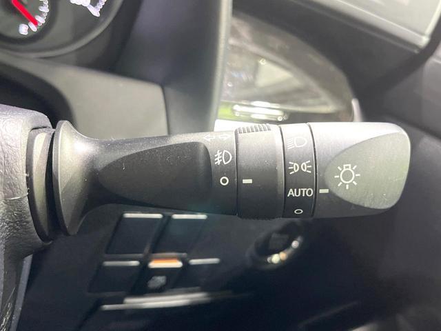 ヴェルファイア ２．５Ｚ　Ａエディション　純正９型ナビ　バックカメラ　両側電動スライドドア　レーダークルーズ　Ｂｌｕｅｔｏｏｔｈ　ＥＴＣ　禁煙車　スマートキー　クリアランスソナー　電動格納ミラー　電動パーキング　プライバシーガラス（42枚目）