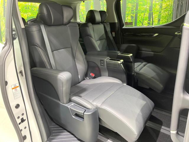 アルファード ２．５Ｓ　Ｃパッケージ　サンルーフ　トヨタセーフティセンス　純正９型ナビ　後席モニター　両側電動スライドドア　バックカメラ　Ｂｌｕｅｔｏｏｔｈ　ＥＴＣ　レーダクルーズ　パワーバックドア　禁煙車　シートヒーター　スマートキー（9枚目）