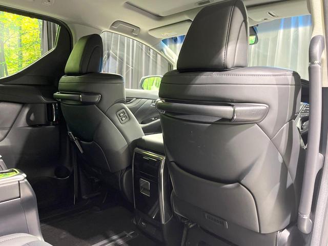 アルファード ２．５Ｓ　Ｃパッケージ　サンルーフ　トヨタセーフティセンス　純正９型ナビ　後席モニター　両側電動スライドドア　バックカメラ　Ｂｌｕｅｔｏｏｔｈ　ＥＴＣ　レーダクルーズ　パワーバックドア　禁煙車　シートヒーター　スマートキー（63枚目）