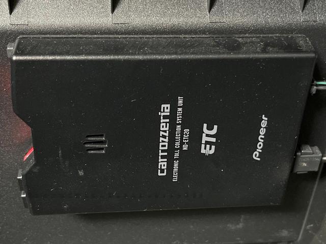 ミライース Ｌ　ＳＡＩＩＩ　禁煙車　ＳＤナビ　衝突軽減　ＥＴＣ　バックカメラ　ドライブレコーダー　地デジ　ＣＤ再生　横滑り防止装置　プライバシーガラス　盗難防止装置　キーレス　アイドリングストップ（7枚目）