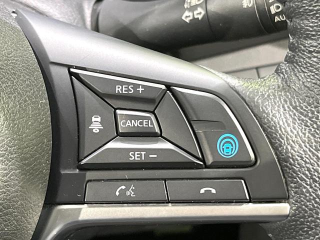 キックス Ｘ　禁煙車　１０型ナビ　プロパイロット　衝突軽減　全周囲カメラ　ＥＴＣ　Ｂｌｕｅｔｏｏｈ　ドライブレコーダー　フルセグＴＶ　前席シートヒーター　レーダークルーズ　　デジタルインナーミラー　スマートキー（6枚目）