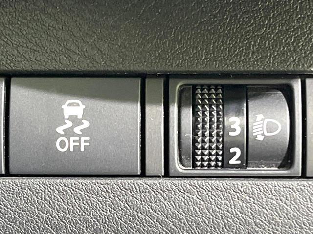 キックス Ｘ　禁煙車　１０型ナビ　プロパイロット　衝突軽減　全周囲カメラ　ＥＴＣ　Ｂｌｕｅｔｏｏｈ　ドライブレコーダー　フルセグＴＶ　前席シートヒーター　レーダークルーズ　　デジタルインナーミラー　スマートキー（36枚目）