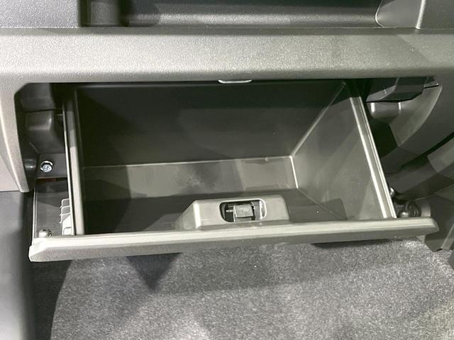 ジムニー ＸＣ　届出済未使用車　４ＷＤ　衝突軽減　クルーズコントロール　クリアランスソナー　ＬＥＤヘッド　スマートキー　オートライト　純正１６インチＡＷ　オートエアコン　パワーステアリング　パワーウィンドウ（42枚目）