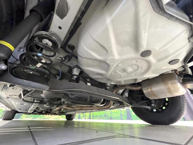 ヤリス Ｘ　禁煙車　ディスプレイオーディオ　衝突軽減　バックカメラ　ドラレコ　ＥＴＣ　Ｂｌｕｅｔｏｏｔｈ　アイドリングストップ　電動格納ミラー　盗難防止装置　スマートキー　横滑り防止装置　車線逸脱機能（27枚目）