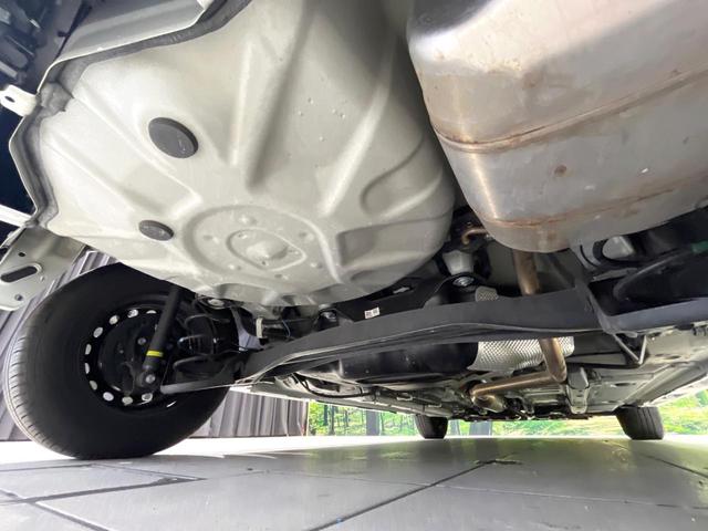 ヤリス Ｘ　禁煙車　ディスプレイオーディオ　衝突軽減　バックカメラ　ドラレコ　ＥＴＣ　Ｂｌｕｅｔｏｏｔｈ　アイドリングストップ　電動格納ミラー　盗難防止装置　スマートキー　横滑り防止装置　車線逸脱機能（28枚目）