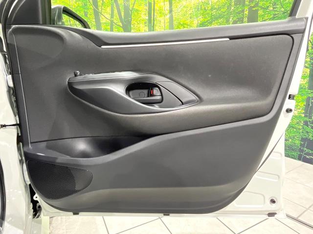 ヤリス Ｘ　禁煙車　ディスプレイオーディオ　衝突軽減　バックカメラ　ドラレコ　ＥＴＣ　Ｂｌｕｅｔｏｏｔｈ　アイドリングストップ　電動格納ミラー　盗難防止装置　スマートキー　横滑り防止装置　車線逸脱機能（29枚目）