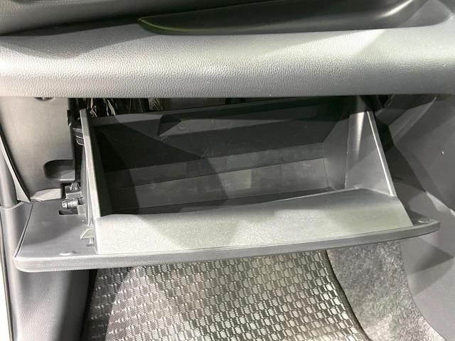 ヤリス Ｘ　禁煙車　ディスプレイオーディオ　衝突軽減　バックカメラ　ドラレコ　ＥＴＣ　Ｂｌｕｅｔｏｏｔｈ　アイドリングストップ　電動格納ミラー　盗難防止装置　スマートキー　横滑り防止装置　車線逸脱機能（47枚目）