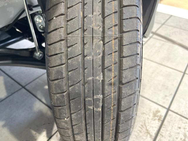 エブリイワゴン ＰＺターボスペシャル　登録済未使用車　衝突軽減　両側電動スライドドア　クリアランスソナー　ＬＥＤヘッド　スマートキー　運転席シートヒーター　純正１４インチＡＷ　オートエアコン　オートライト　パワーウィンドウ（51枚目）