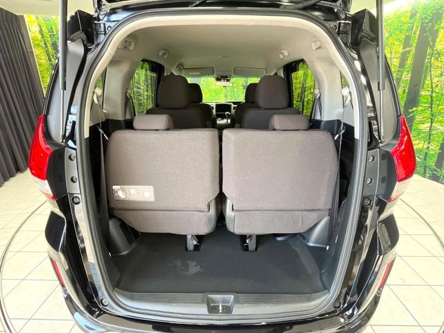 フリード Ｇ　禁煙車　純正ナビ　衝突軽減　両側電動スライドドア　バックカメラ　Ｂｌｕｅｔｏｏｔｈ　ＥＴＣ　フルセグ　ドライブレコーダー　レーダークルーズコントロール　クリアランスソナー　ＬＥＤヘッド（10枚目）