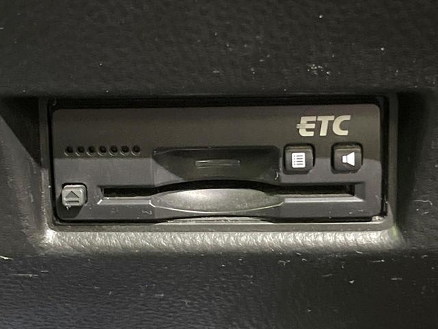 スイフトスポーツ ベースグレード 禁煙車 MT車 SDナビ Bluetooth ETC フルセグ クルーズコントロール LEDヘッド スマートキー 純正17インチAW オートエアコン オートライト ドアバイザー パワーウィンドウ(4枚目)