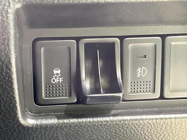 スイフトスポーツ ベースグレード 禁煙車 MT車 SDナビ Bluetooth ETC フルセグ クルーズコントロール LEDヘッド スマートキー 純正17インチAW オートエアコン オートライト ドアバイザー パワーウィンドウ(6枚目)