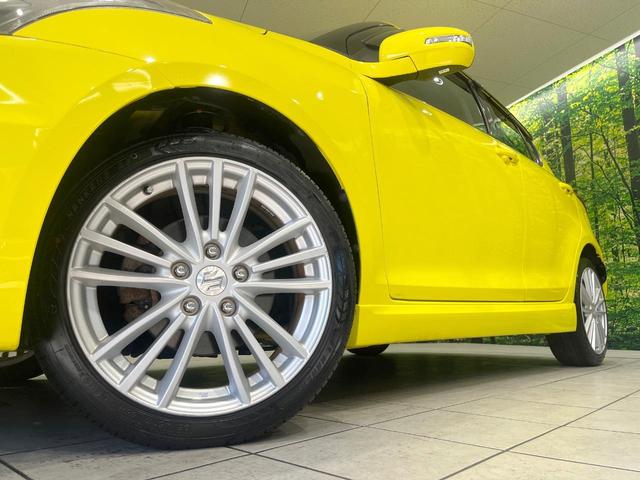 スイフトスポーツ ベースグレード 禁煙車 MT車 SDナビ Bluetooth ETC フルセグ クルーズコントロール LEDヘッド スマートキー 純正17インチAW オートエアコン オートライト ドアバイザー パワーウィンドウ(13枚目)