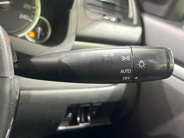 スイフトスポーツ ベースグレード 禁煙車 MT車 SDナビ Bluetooth ETC フルセグ クルーズコントロール LEDヘッド スマートキー 純正17インチAW オートエアコン オートライト ドアバイザー パワーウィンドウ(41枚目)