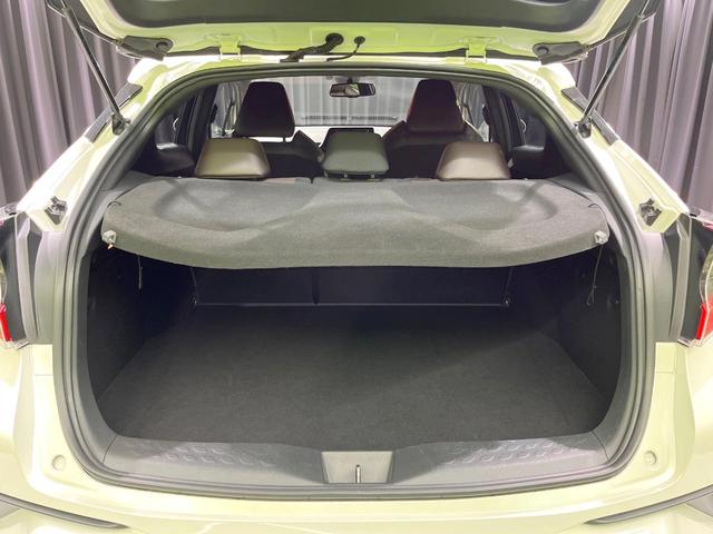 Ｃ－ＨＲ Ｇ　禁煙車　純正ナビ　衝突軽減　ＥＴＣ　Ｂｌｕｅｔｏｏｈ　バックカメラ　フルセグＴＶ　前席シートヒーター　レーダークルーズ　クリアランスソナー　ＬＥＤヘッド　スマートキー　純正１８インチＡＷ（31枚目）