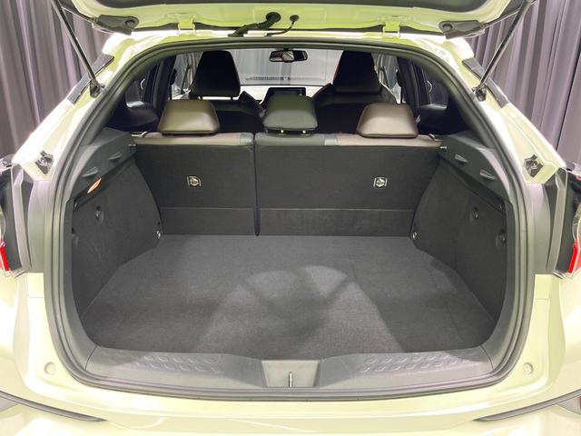 Ｃ－ＨＲ Ｇ　禁煙車　純正ナビ　衝突軽減　ＥＴＣ　Ｂｌｕｅｔｏｏｈ　バックカメラ　フルセグＴＶ　前席シートヒーター　レーダークルーズ　クリアランスソナー　ＬＥＤヘッド　スマートキー　純正１８インチＡＷ（32枚目）