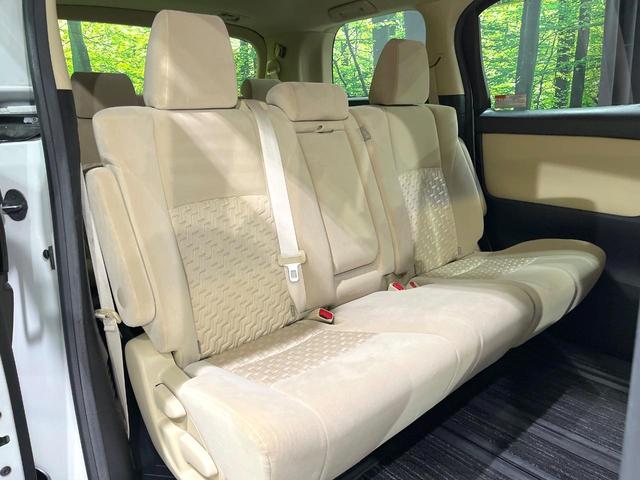 ヴェルファイア ２．５Ｘ　禁煙車　純正ナビ　両側電動スライドドア　バックカメラ　クリアランスソナー　Ｂｌｕｅｔｏｏｔｈ　ＥＴＣ　ＬＥＤヘッド　オートライト　純正１６インチＡＷ　革巻きステアリング　ステアリングスイッチ（9枚目）