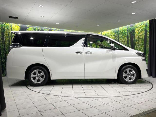 ヴェルファイア ２．５Ｘ　禁煙車　純正ナビ　両側電動スライドドア　バックカメラ　クリアランスソナー　Ｂｌｕｅｔｏｏｔｈ　ＥＴＣ　ＬＥＤヘッド　オートライト　純正１６インチＡＷ　革巻きステアリング　ステアリングスイッチ（51枚目）
