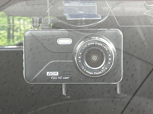 アクア G 禁煙車 純正9型ナビ ETC バックカメラ ドライブレコーダー LEDヘッド オートライト スマートキー ステアリングスイッチ 革巻きステアリング オートエアコン 15インチAW(7枚目)