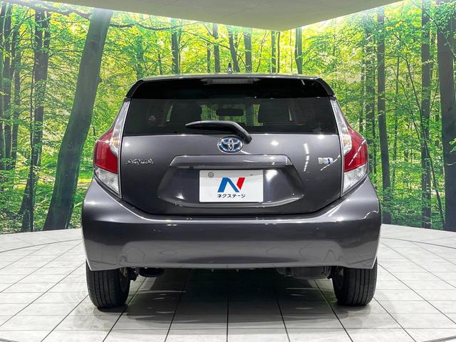 アクア G 禁煙車 純正9型ナビ ETC バックカメラ ドライブレコーダー LEDヘッド オートライト スマートキー ステアリングスイッチ 革巻きステアリング オートエアコン 15インチAW(15枚目)