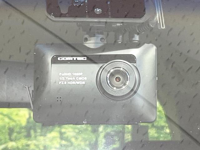 N-BOXカスタム G SSパッケージ 禁煙車 SDナビ 両側電動ドア 衝突軽減 バックカメラ ETC HIDヘッド ドライブレコーダー フルセグ スマートキー 純正14インチAW ステアリングリモコン オートライト オートエアコン(6枚目)