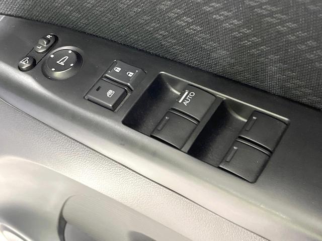 N-BOXカスタム G SSパッケージ 禁煙車 SDナビ 両側電動ドア 衝突軽減 バックカメラ ETC HIDヘッド ドライブレコーダー フルセグ スマートキー 純正14インチAW ステアリングリモコン オートライト オートエアコン(38枚目)