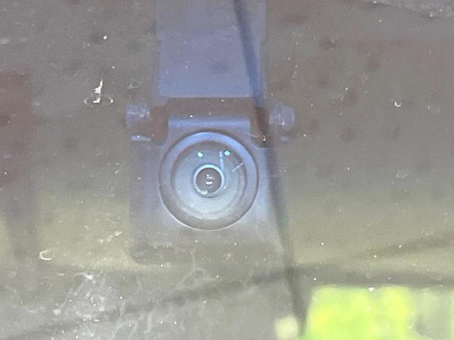 Ｎ－ＢＯＸ Ｇ　ＳＳパッケージ　禁煙車　ＳＤナビ　電動スライドドア　ＥＴＣ　バックカメラ　ドライブレコーダー　前席シートヒーター　スマートキー　ＨＩＤヘッド　ＣＤ／ＤＶＤ再生　地デジ　横滑り防止装置　盗難防止装置（7枚目）