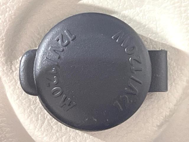 アルトラパン Ｘ　禁煙車　純正ナビ　衝突軽減　ＥＴＣ　Ｂｌｕｅｔｏｏｈ　バックカメラ　ドライブレコーダー　フルセグＴＶ　運転席シートヒーター　ＨＩＤヘッド　クリアランスソナー　スマートキー　純正１４インチＡＷ（41枚目）