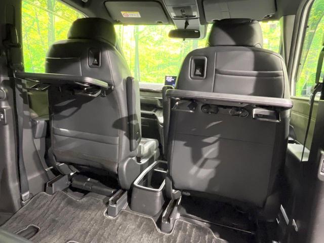 ステップワゴン ｅ：ＨＥＶスパーダ　プレミアムライン　現行型　純正１１．４型ナビ　フリップダウンモニター　全周囲カメラ　両側電動スライドドア　電動リアゲート　誤発進抑制機能　車線維持支援　ブラインドスポットモニター　ＬＥＤヘッド　オートマチックハイビーム（52枚目）