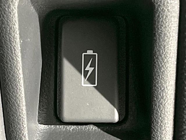 ステップワゴン ｅ：ＨＥＶスパーダ　プレミアムライン　現行型　純正１１．４型ナビ　フリップダウンモニター　全周囲カメラ　両側電動スライドドア　電動リアゲート　誤発進抑制機能　車線維持支援　ブラインドスポットモニター　ＬＥＤヘッド　オートマチックハイビーム（67枚目）