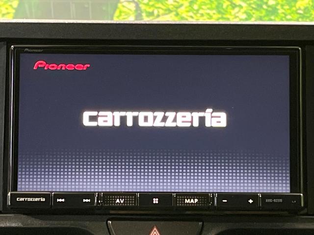 ヤリスクロス Ｘ　禁煙車　トヨタセーフティセンス　ＳＤナビ　バックカメラ　Ｂｌｕｅｔｏｏｔｈ　ＥＴＣ　フルセグ　ドライブレコーダー　レーダークルーズコントロール　クリアランスソナー　スマートキー　オートライト（3枚目）