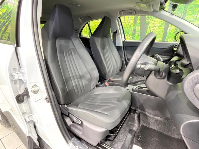 ヤリスクロス Ｘ　禁煙車　トヨタセーフティセンス　ＳＤナビ　バックカメラ　Ｂｌｕｅｔｏｏｔｈ　ＥＴＣ　フルセグ　ドライブレコーダー　レーダークルーズコントロール　クリアランスソナー　スマートキー　オートライト（8枚目）