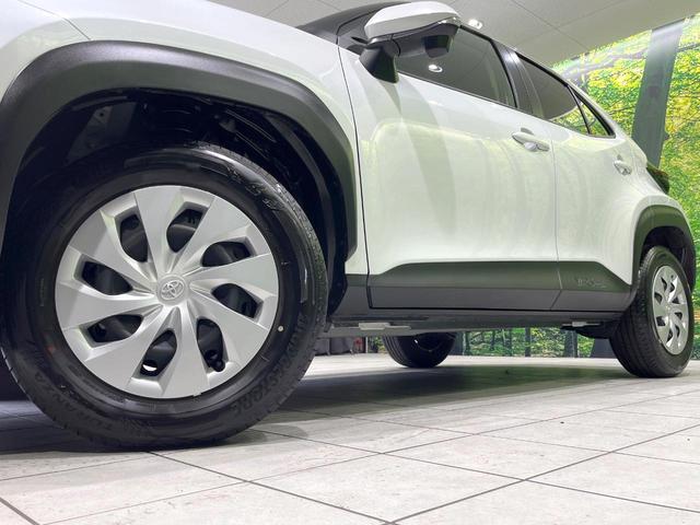 ヤリスクロス Ｘ　禁煙車　トヨタセーフティセンス　ＳＤナビ　バックカメラ　Ｂｌｕｅｔｏｏｔｈ　ＥＴＣ　フルセグ　ドライブレコーダー　レーダークルーズコントロール　クリアランスソナー　スマートキー　オートライト（13枚目）