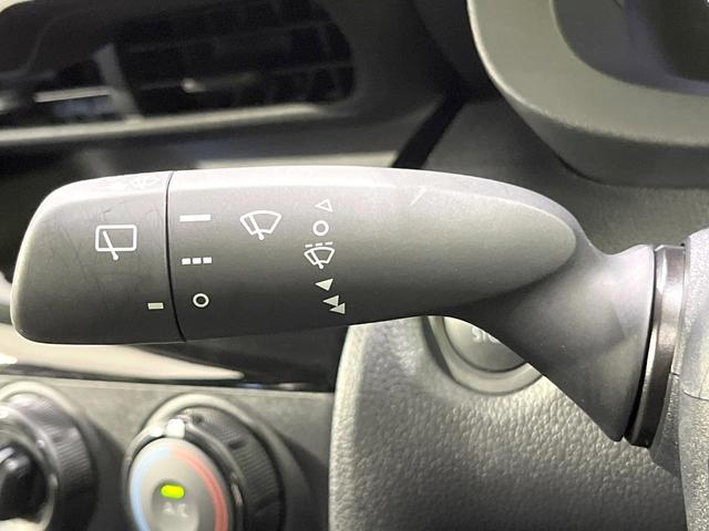 ヤリスクロス Ｘ　禁煙車　トヨタセーフティセンス　ＳＤナビ　バックカメラ　Ｂｌｕｅｔｏｏｔｈ　ＥＴＣ　フルセグ　ドライブレコーダー　レーダークルーズコントロール　クリアランスソナー　スマートキー　オートライト（33枚目）