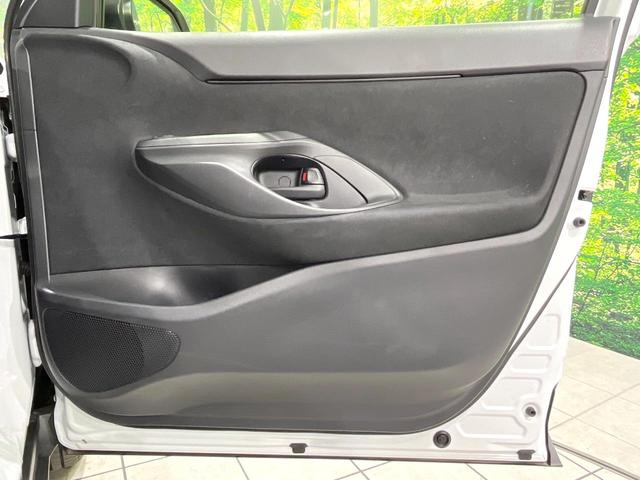 ヤリスクロス Ｘ　禁煙車　トヨタセーフティセンス　ＳＤナビ　バックカメラ　Ｂｌｕｅｔｏｏｔｈ　ＥＴＣ　フルセグ　ドライブレコーダー　レーダークルーズコントロール　クリアランスソナー　スマートキー　オートライト（41枚目）