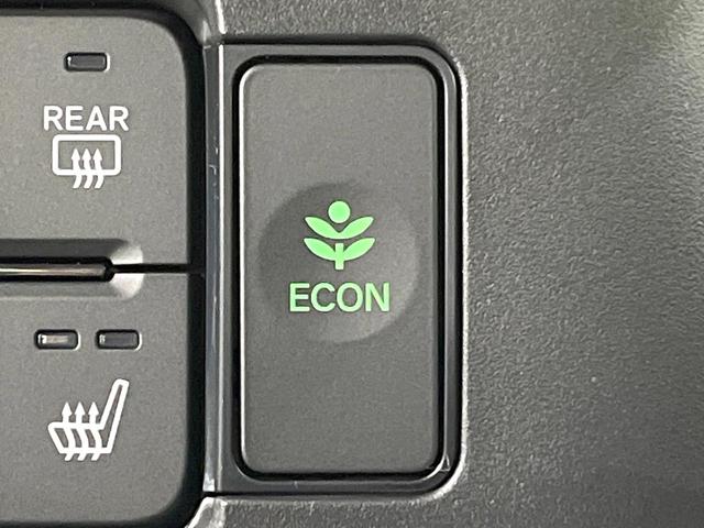 Ｎ－ＢＯＸ ベースグレード　届出済み未使用車　ホンダセンシング　両側スライドドア　レーダークルーズコントロール　スマートキー　前席シートヒーター　クリアランスソナー　ＬＥＤヘッド　オートライト　オートエアコン　パワーウィンドウ（6枚目）