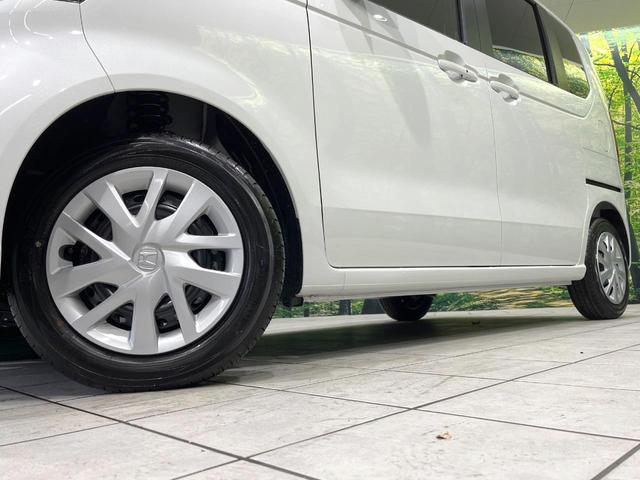Ｎ－ＢＯＸ ベースグレード　届出済み未使用車　ホンダセンシング　両側スライドドア　レーダークルーズコントロール　スマートキー　前席シートヒーター　クリアランスソナー　ＬＥＤヘッド　オートライト　オートエアコン　パワーウィンドウ（13枚目）