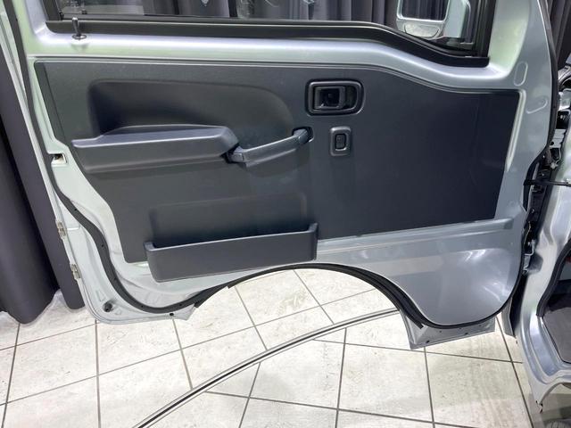ハイゼットトラック ジャンボSAIIIt 禁煙車 衝突軽減 LEDヘッド LEDフォグ ドアバイザー エアコン プライバシーG パワーウィンドウ パワーステアリング 盗難防止システム トラクションコントロール 横滑り防止(30枚目)