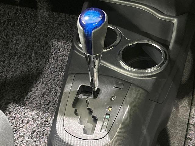 アクア Ｓ　ＳＤナビ　バックカメラ　禁煙車　ドラレコ　プッシュスタート　オートエアコン　オートライト　１４インチＡＷ　電動格納ミラー　ウィンカーミラー　プライバシーガラス（24枚目）