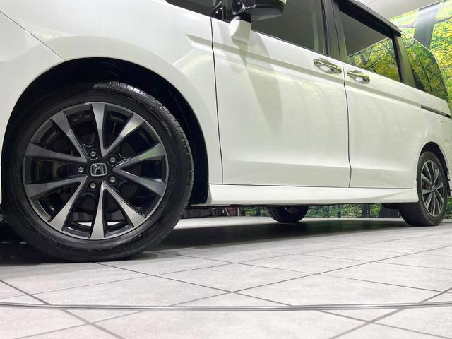 ステップワゴンスパーダ Ｚ　クールスピリット　純正９型ナビ　バックカメラ　後席モニター　両側電動スライドドア　クルーズコントロール　禁煙車　Ｂｌｕｅｔｏｏｔｈ　ドラレコ　ＥＴＣ　ＨＩＤヘッドライト　アイドリングストップ　スマートキー（14枚目）