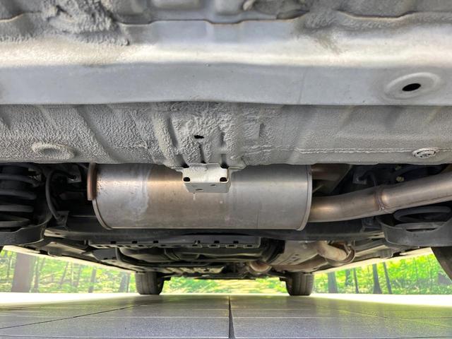 ステップワゴンスパーダ Ｚ　クールスピリット　純正９型ナビ　バックカメラ　後席モニター　両側電動スライドドア　クルーズコントロール　禁煙車　Ｂｌｕｅｔｏｏｔｈ　ドラレコ　ＥＴＣ　ＨＩＤヘッドライト　アイドリングストップ　スマートキー（22枚目）