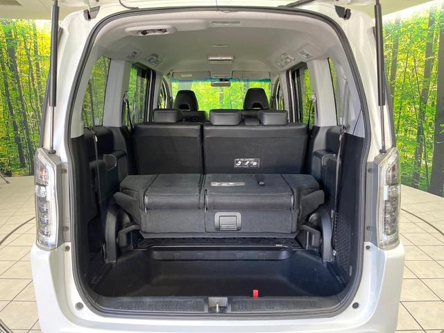 ステップワゴンスパーダ Ｚ　クールスピリット　純正９型ナビ　バックカメラ　後席モニター　両側電動スライドドア　クルーズコントロール　禁煙車　Ｂｌｕｅｔｏｏｔｈ　ドラレコ　ＥＴＣ　ＨＩＤヘッドライト　アイドリングストップ　スマートキー（29枚目）