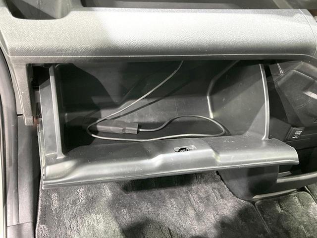 ステップワゴンスパーダ Ｚ　クールスピリット　純正９型ナビ　バックカメラ　後席モニター　両側電動スライドドア　クルーズコントロール　禁煙車　Ｂｌｕｅｔｏｏｔｈ　ドラレコ　ＥＴＣ　ＨＩＤヘッドライト　アイドリングストップ　スマートキー（51枚目）