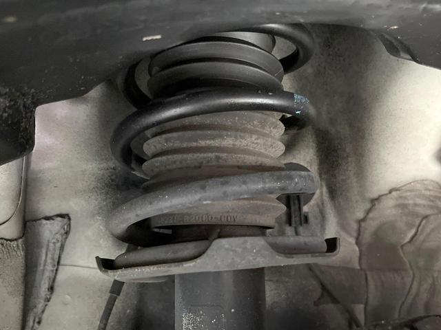 ムーヴキャンバス Ｘメイクアップリミテッド　ＳＡＩＩＩ　全周囲モニター　ＳＤナビ　両側電動スライドドア　ＥＴＣ　Ｂｌｕｅｔｏｏｔｈ　禁煙車　誤発進抑制機能　衝突回避支援ブレーキ　車線逸脱警報　オートハイビーム　ステアリングスイッチ　スマートキー（20枚目）